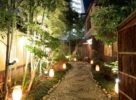Check spelling or type a new query. Beleuchtung im Garten: Mit Licht Akzente setzen | Garten ...