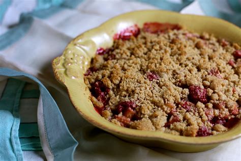 Raspberry Rhubarb Crisp Recipe Studio Delicious