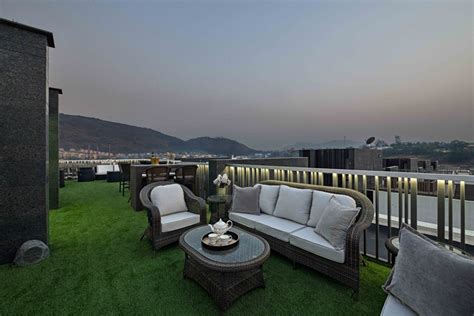 Revel In The Magnificence Of This Grand Lonavala Bungalow