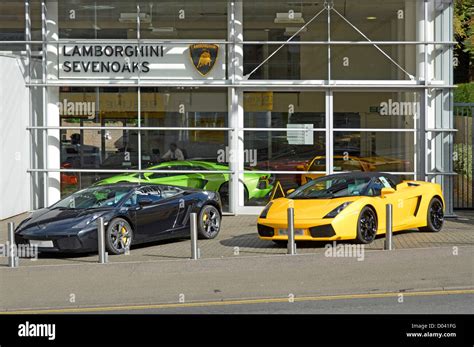 Lamborghini Dealership Hi Res Stock Photography And Images Alamy