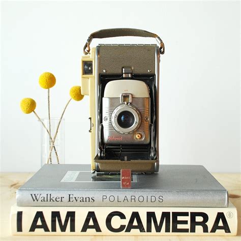 Vintage Polaroid Model 80a Highlander Land Camera Etsy Vintage