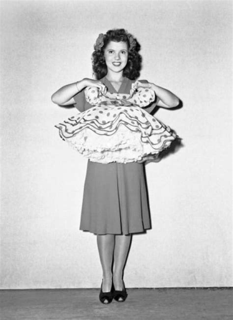 Shirley Temple On Her 16th Birthday 1944 Shirley Temple Black Shirley Temple Shirley