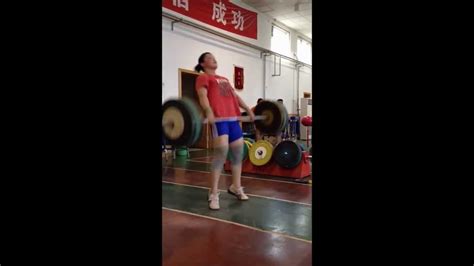 Female Chinese Weightlifters Training 2012 Youtube