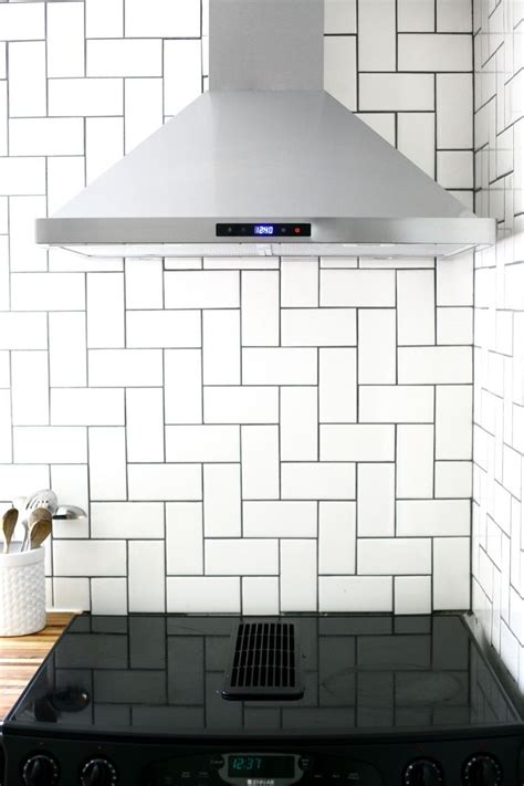 How to decorate your kitchen with subway tiles. Pin on Home Decor that I love
