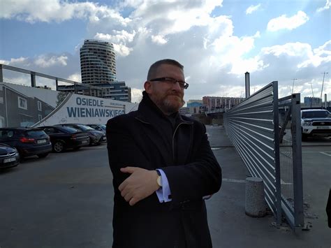 W wyborach na prezydenta rzeszowa w lokalach wyborczych przed południem nie było wielu strona główna wiadomości polska wybory w rzeszowie. Grzegorz Braun prosi, apeluje i ponagla premiera, aby ten ...