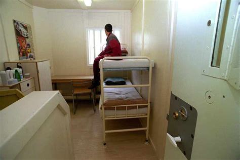 Telford Man Left Naked In Cell Broke Ceilings Shropshire Star