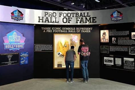 NFL Hall Of Fame Inductees Who Entered This Year S Pro Football Hall Of Fame Marca