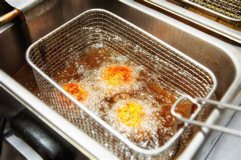 Deep Fried Water Might Be The Weirdest Food Trend On The Internet Twisted