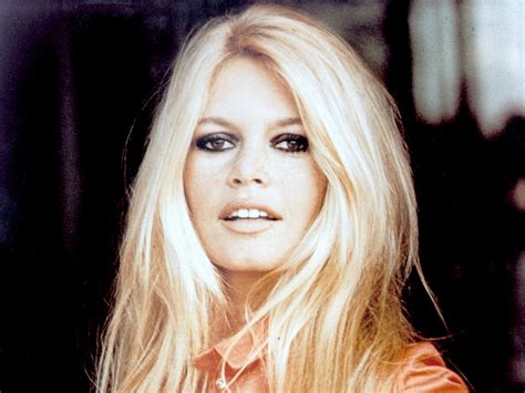 Brigitte Bardots Body Measurements Including Breasts Height And Weight Famous Breasts