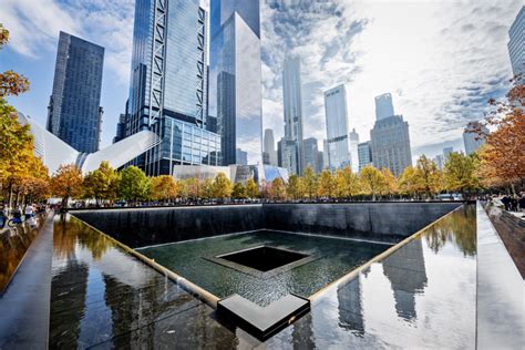 Man Jumps Into Reflecting Pool At 911 Memorial In New York City