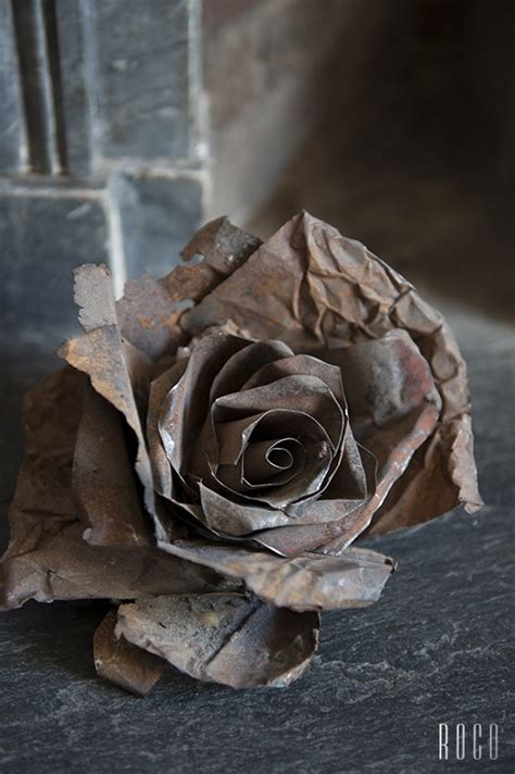 Metal Rose Sculpture 공예