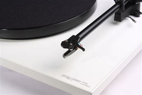 Rega Rp1 Une Grande Platine Vinyle à Petit Prix Conseils Dexperts Fnac