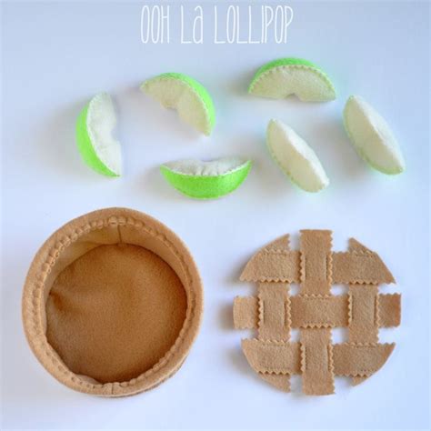 Make Your Own Apple Pie Felt Apple Pie Play Food Pretend Etsy Felt Food Patterns Felt Play
