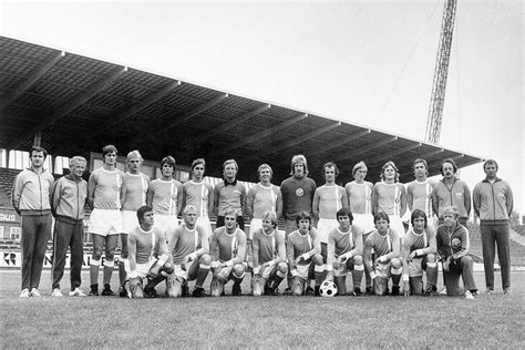 Trotzenburger weg 14 18057 rostock. FC Hansa Rostock Mannschaftsfoto 1975/76 - 11FREUNDE ...