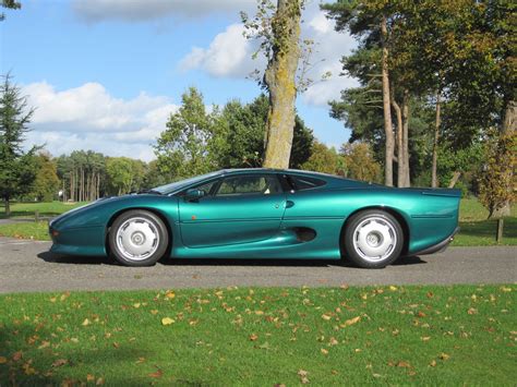 Attended by all members of brunei royal family. Ex-Brunei Royal Family Jaguar XJ220 Up For Auction