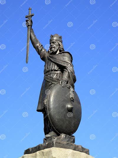 King Alfred The Great Statue Stock Image Image Of Dark English 10989381