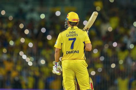 5 Qualities That Make Ms Dhoni The Goat In Ipl Cricfit