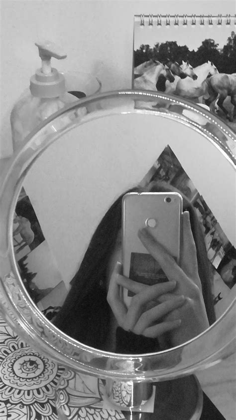 pin by rafiasalam on mirror selfies mirror selfie selfie mirror