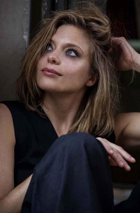 Everything You Need To Know Of French Actress Lizzie Brochere Update