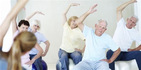 4 Simple And Effective Upper Back Exercises For Seniors To Build Strength