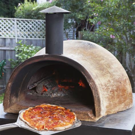 Choosing A Wood Fired Pizza Oven