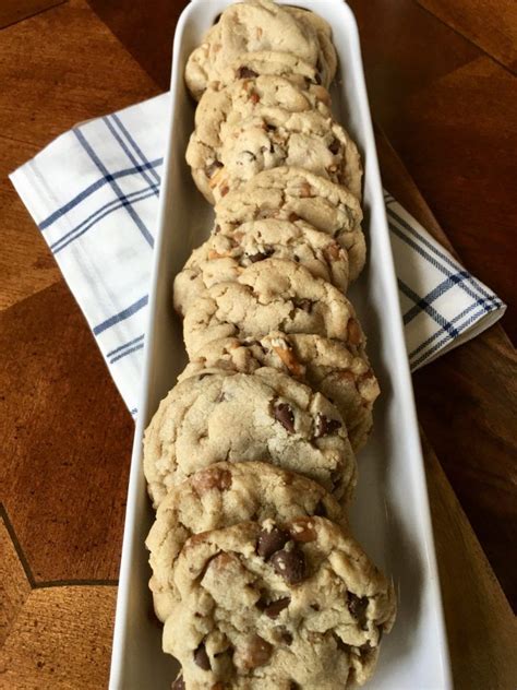 Christmas eve is the evening or entire day before christmas day, the festival commemorating the birth of jesus. Caramel Pretzel Chocolate Chip Cookies (Like Panera's ...