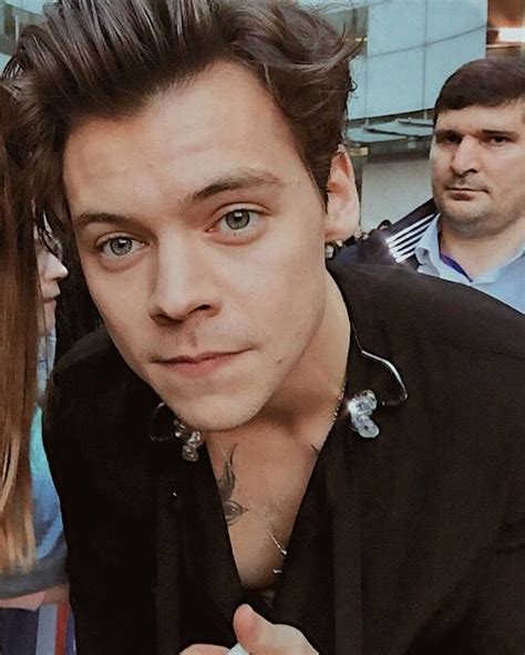 Pin By Alison Hagen On Wow Harry Styles Eyes Mr Style Harry Styles