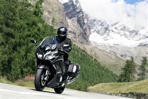 While japanese motorcycles are the most reliable, victory and harley owners are the most satisfied and happy with their bike says usa consumer magazine. 2020 Yamaha FJR1300ES Guide • Total Motorcycle