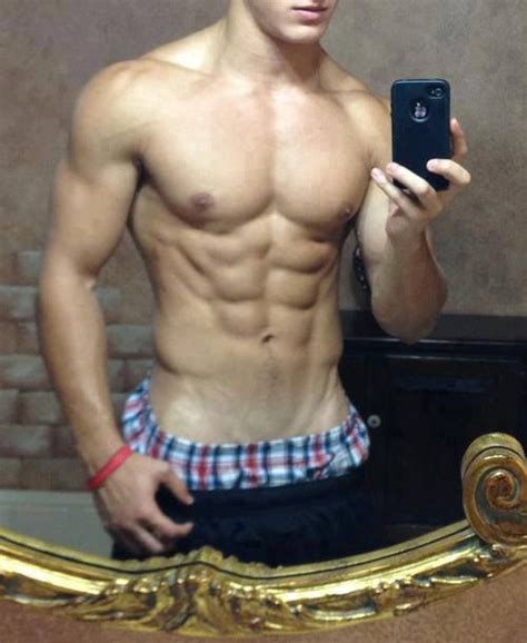 Perfect Pack In His Mirror Selfies Of Hot Men Pinterest Guys Hot Guys And Sexy Men