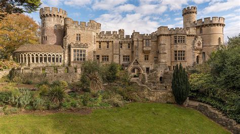A Grand English Castle In The Wiltshire Countryside Mansion Global