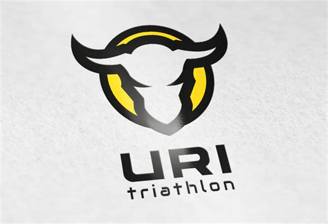 Logo Uri Triathlon On Behance