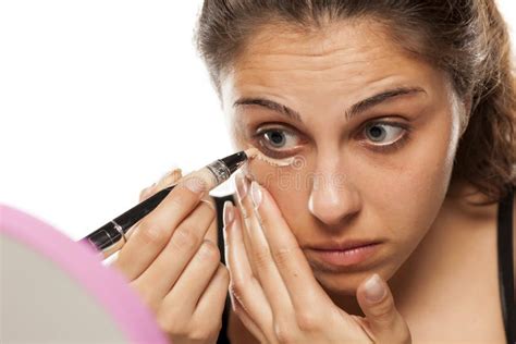 Woman Applying Concealer Stock Image Image Of Face Corrective 94795143