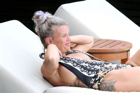 kerry katona shows her milf body on holidays in the maldives 43 photos thefappening