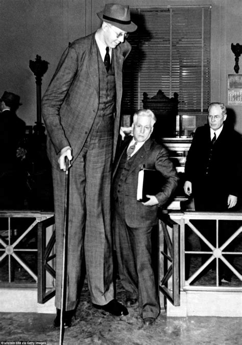 Rare Color Footage Of The World S Tallest Man Who At Feet Inches