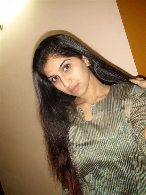 Indian Desi Beautiful Hot College Girls Leaked Photos Beautiful Desi