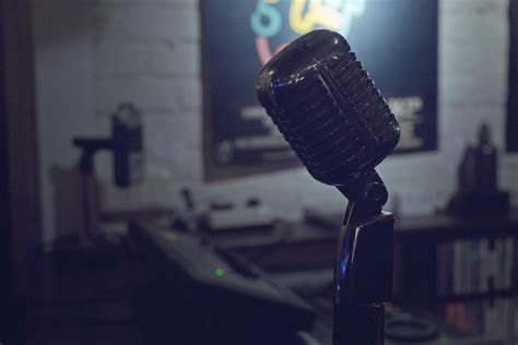 5 Best Microphones For Recording Vocals In 2019 Guide And Reviews