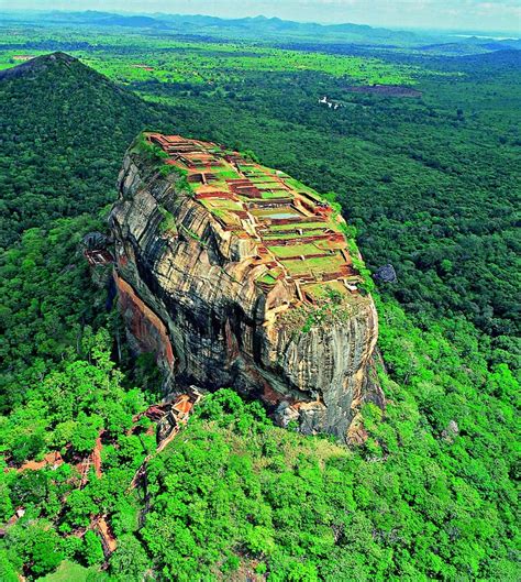 Lion Rock Fortress In Sri Lanka Breathtaking Places Most Beautiful