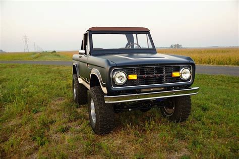 The ford blue advantage website is operated by autotrader. Old-School 1969 Ford Bronco Restomod Can Hold Its Own ...