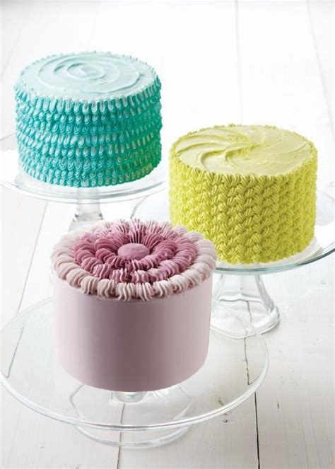 This site contains information about simple cake designs with icing for men. 15+ Most Elegant Cakes - Page 6 of 15