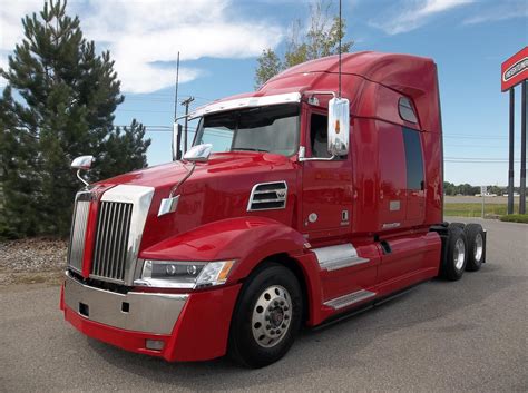 2016 Western Star 5700XE (For Sale) | 82" Sleeper | #644454