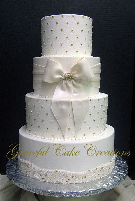 Elegant Ivory And Gold Wedding Cake Grace Tari Flickr