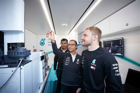 Mercedes Amg Petronas Motorsport Introduce New Trackside Fluid Engineer