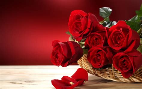 Beautiful Red Roses Bouquet In A Basket