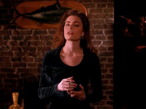 Sgomez Mädchen Amick As Shelly Johnson In Twin Wonderful And Strange