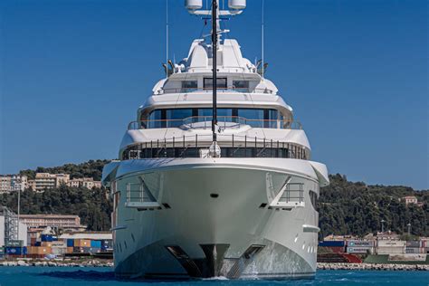 Mimtee M Ft Luxury Mega Yacht Crn Yachts