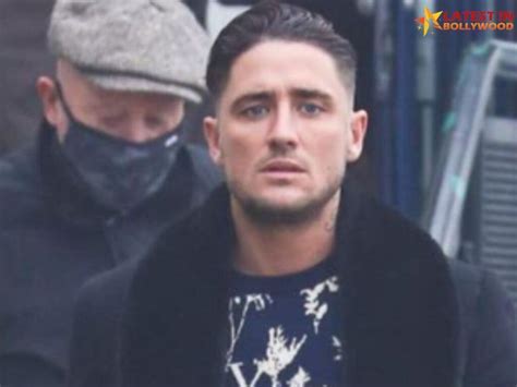 Stephen Bear Wiki Age Biography Girlfriend Real Name And Net Worth