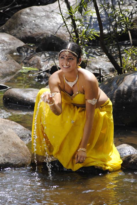 This is a fake msllu_ account. Gsv Pics - Photos with Poetry: Mallu Girl HariPriya hot ...