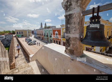 Mexico Campeche Walled City Listed As World Heritage By Unesco Woman