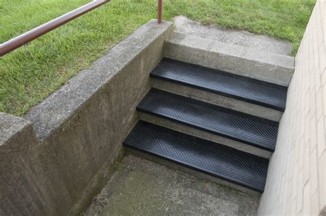 New Outdoor Recycled Rubber Stair Treads From Discount Floormat Store