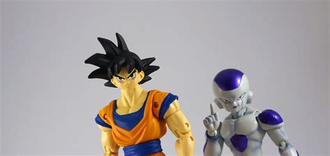 From transformers, gundams, anime figures s. TOYS ARE LIFE: Review - Dragon Ball Super Goku and Frieza ...